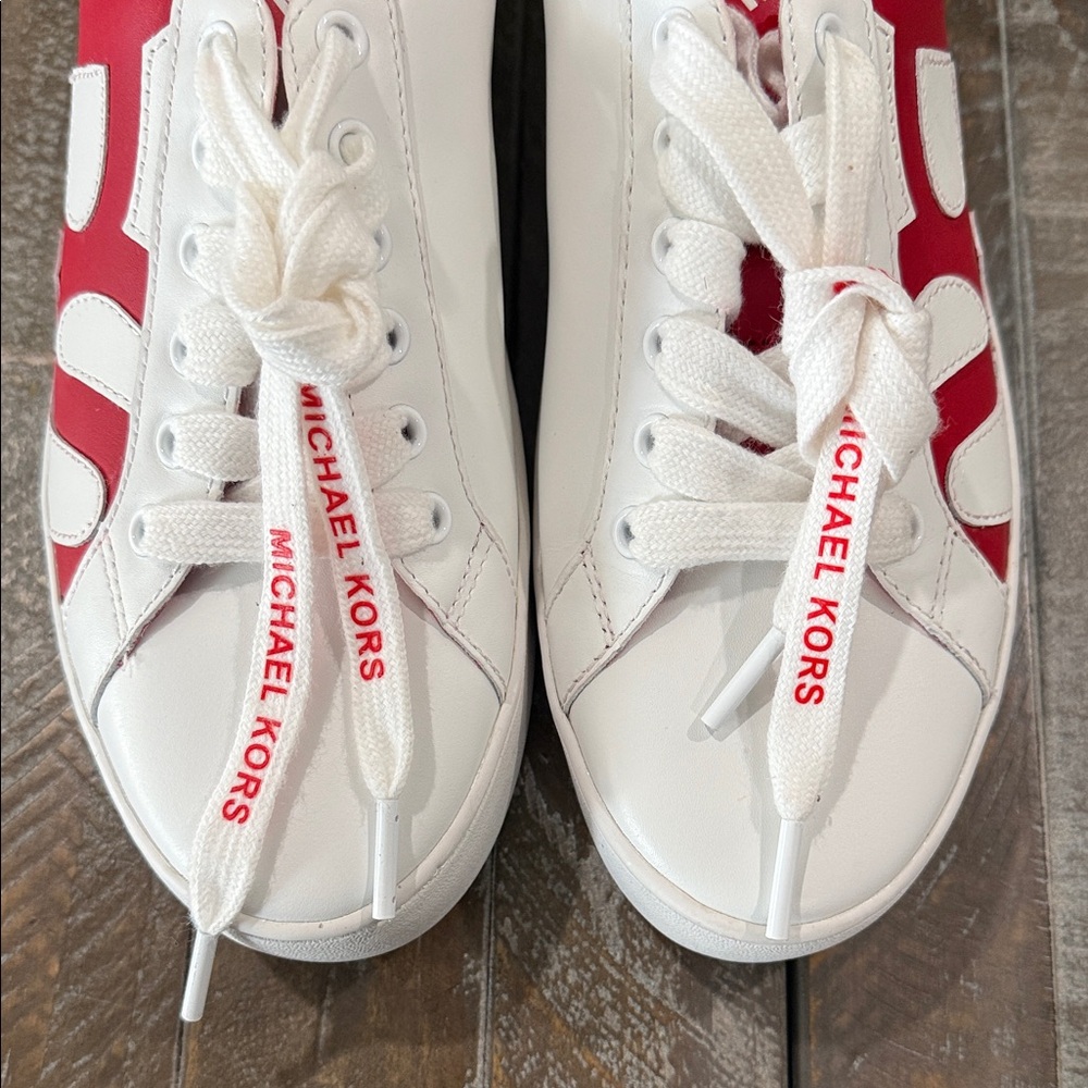 NWT Michael Kors Poppy Graphic Logo Leather Sneakers - White/Red - Size 7 1/2 - Picture 4 of 15